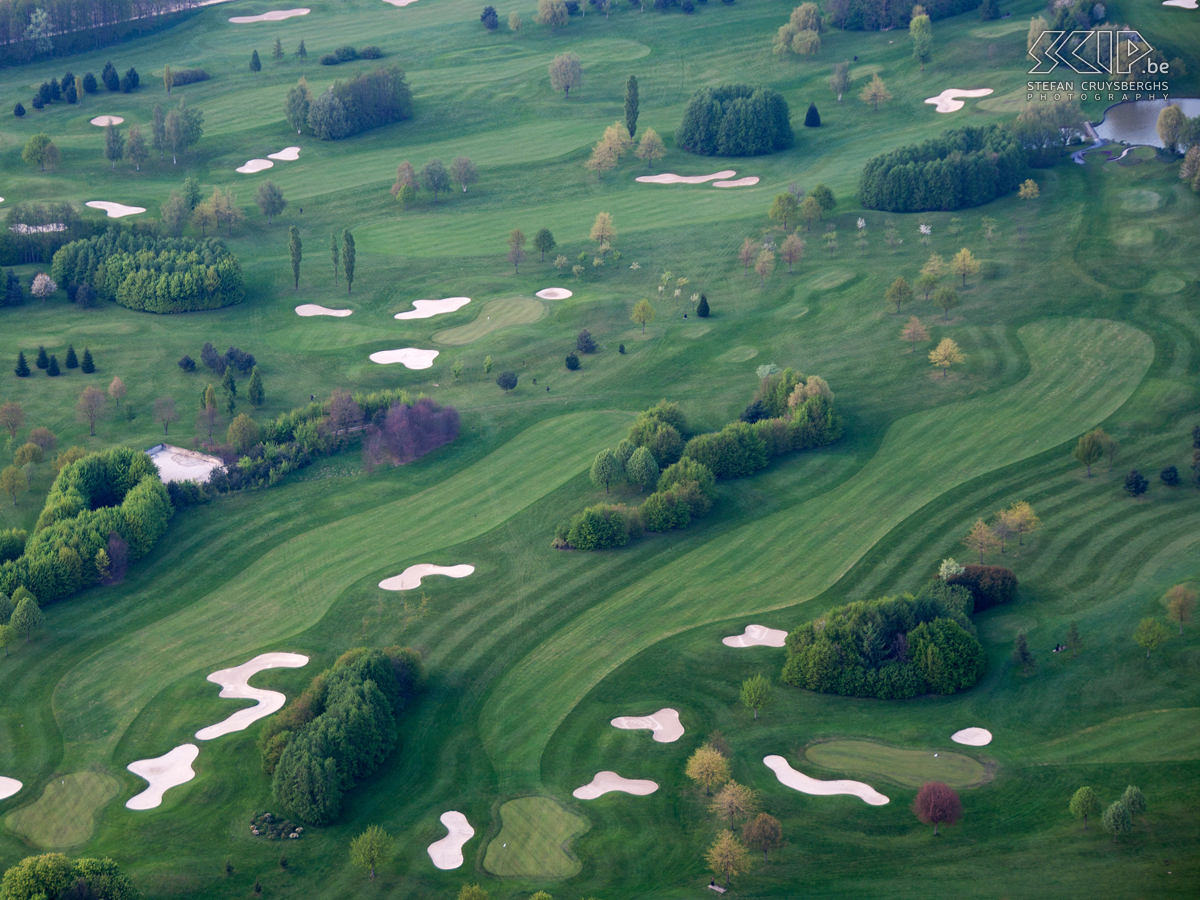 Ballonvaart - Golfterrein Foto's van een rondvaart met een heteluchtballon boven Waals-Brabant. Stefan Cruysberghs